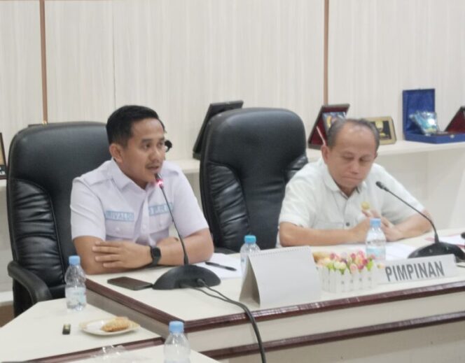 
					Komisi III DPRD Lutim Agendakan Kunjungi Petani Lada Loeha Raya