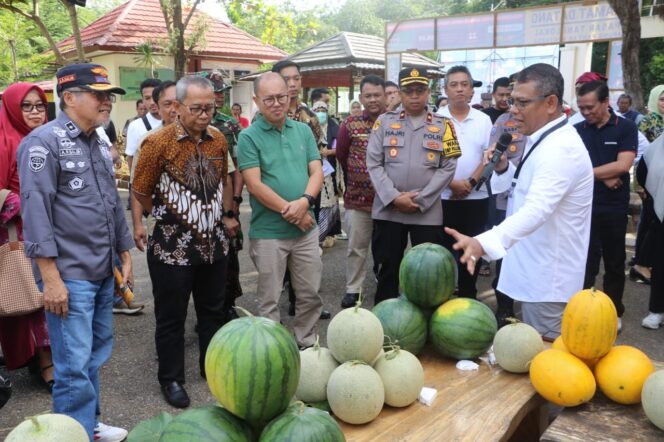 
					Pemkab Lutim Apresiasi Program Pasar Murah Kejari Luwu Timur Jelang Ramadhan
