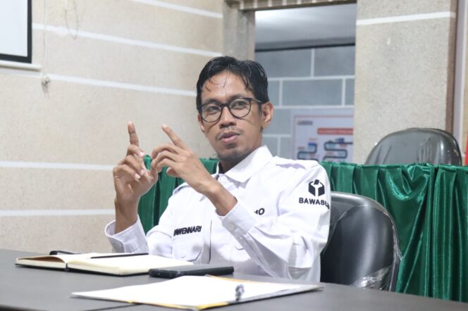 
					Ketua Bawaslu Lutim Pawenarri : Pendidikan Politik Perlu di Dorong Sampai Tingkat Desa