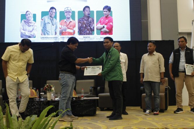 
					PT. CLM Tegaskan Komitmen Pengembangan SDM Lokal Paling Utama