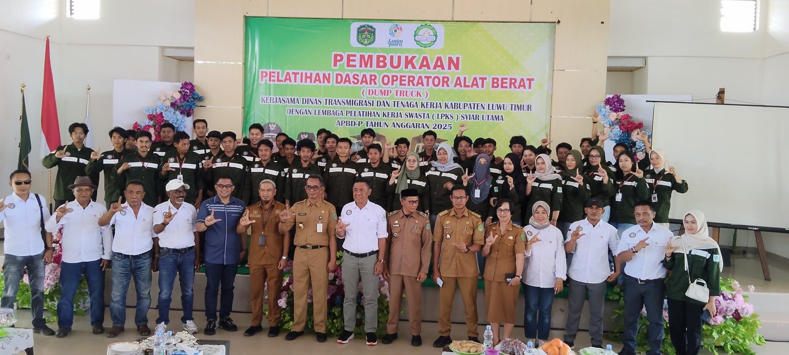 Legislator Partai Demokrat Support Pelatihan Dasar Operator Alat Berat