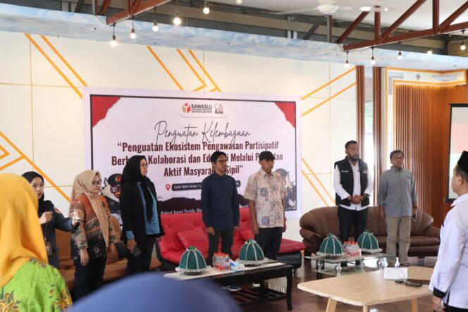 
					Bawaslu Lutim Gelar Kegiatan Penguatan Kelembagaan