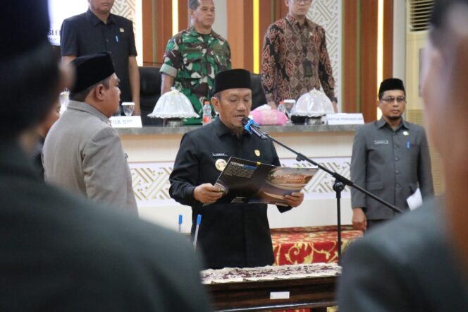 
					Bupati Luwu Timur Lantik 26 Pejabat Eselon II Untuk Menduduki Jabatan