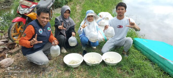 
					Optimalkan Potensi Unggulan, Bumdes Layar Pesisir Lakawali Pantai Tebar 70.000 Benih Ikan Bandeng 