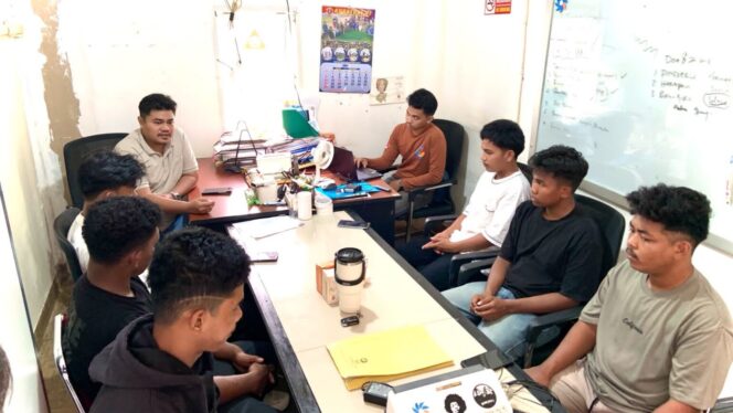 
					Sertifikasi Gada Pratama untuk Sembilan Warga Desa Pemberdayaan Di Fasilitasi PT CLM