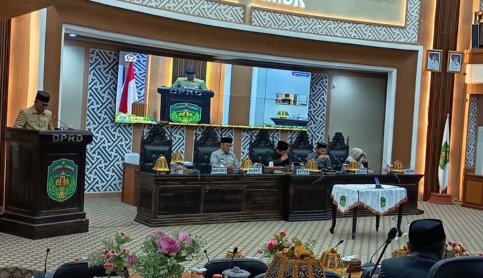Ranperda Pertanggung Jawaban Pelaksanaan APBD Tahun Anggaran 2025 Kabupaten Lutim Resmi di Terima DPRD Luwu Timur