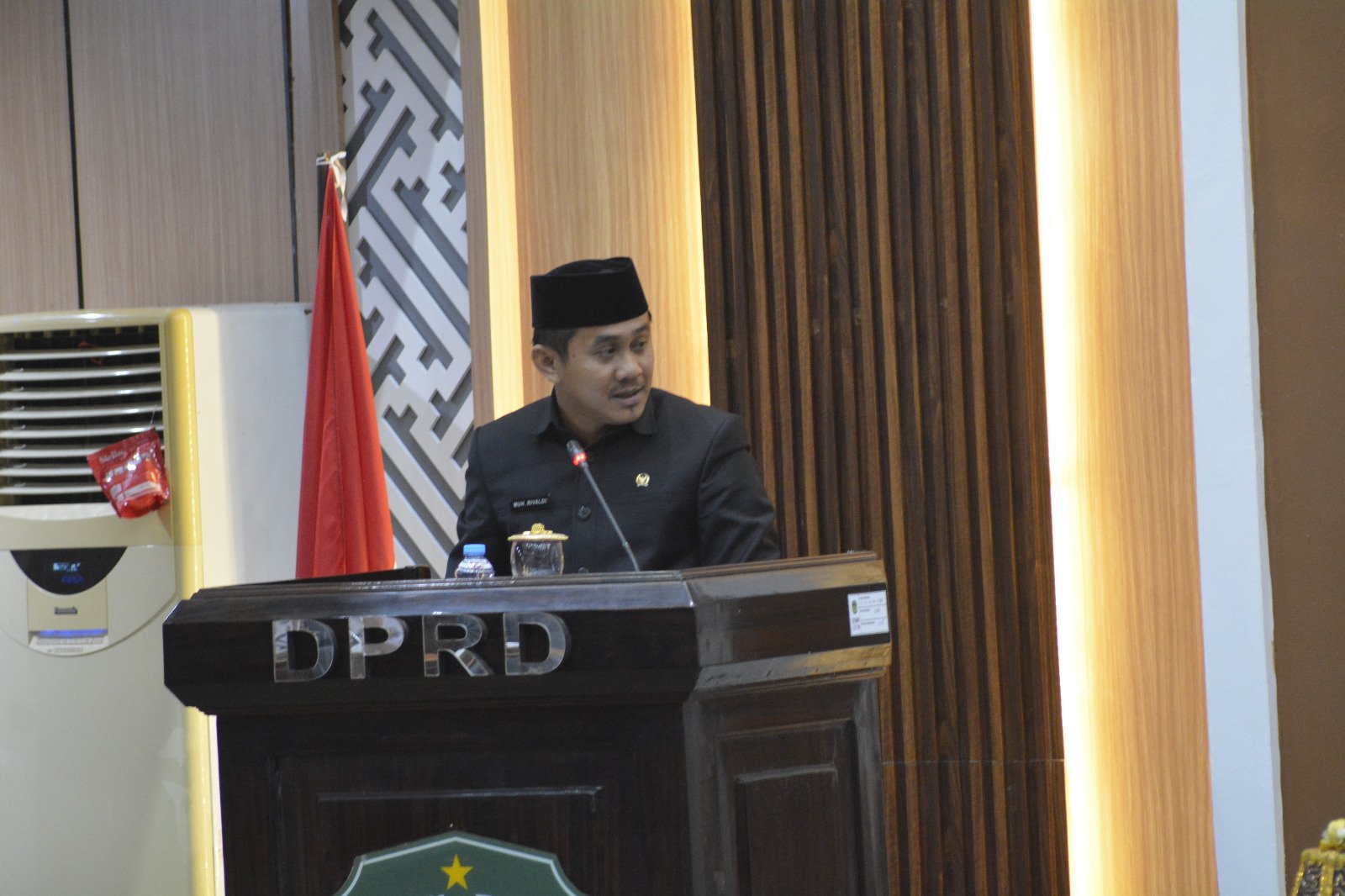 Fraksi Pan Menerima Dan Menyetujui Atas Perubahan Perda Nomor 3 Tahun 2023 Tentang Penyertaan Modal Pemerintah Daerah Pada Perumda Waemami.